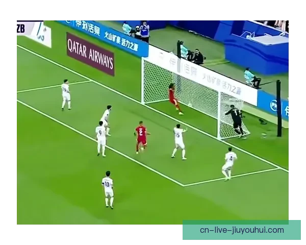 卡塔尔对阵伊朗足球直播前瞻焦点战术解析与胜负看点阵容走势与球星表现预测